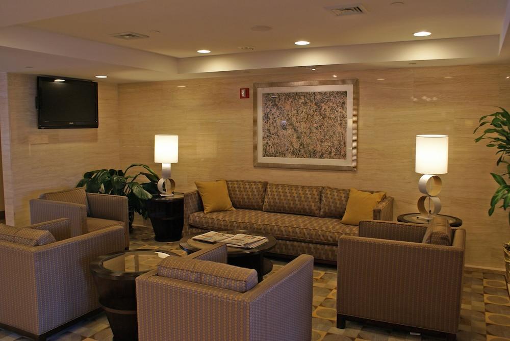 Holiday Inn Express Maspeth By Ihg Nueva York Exterior foto